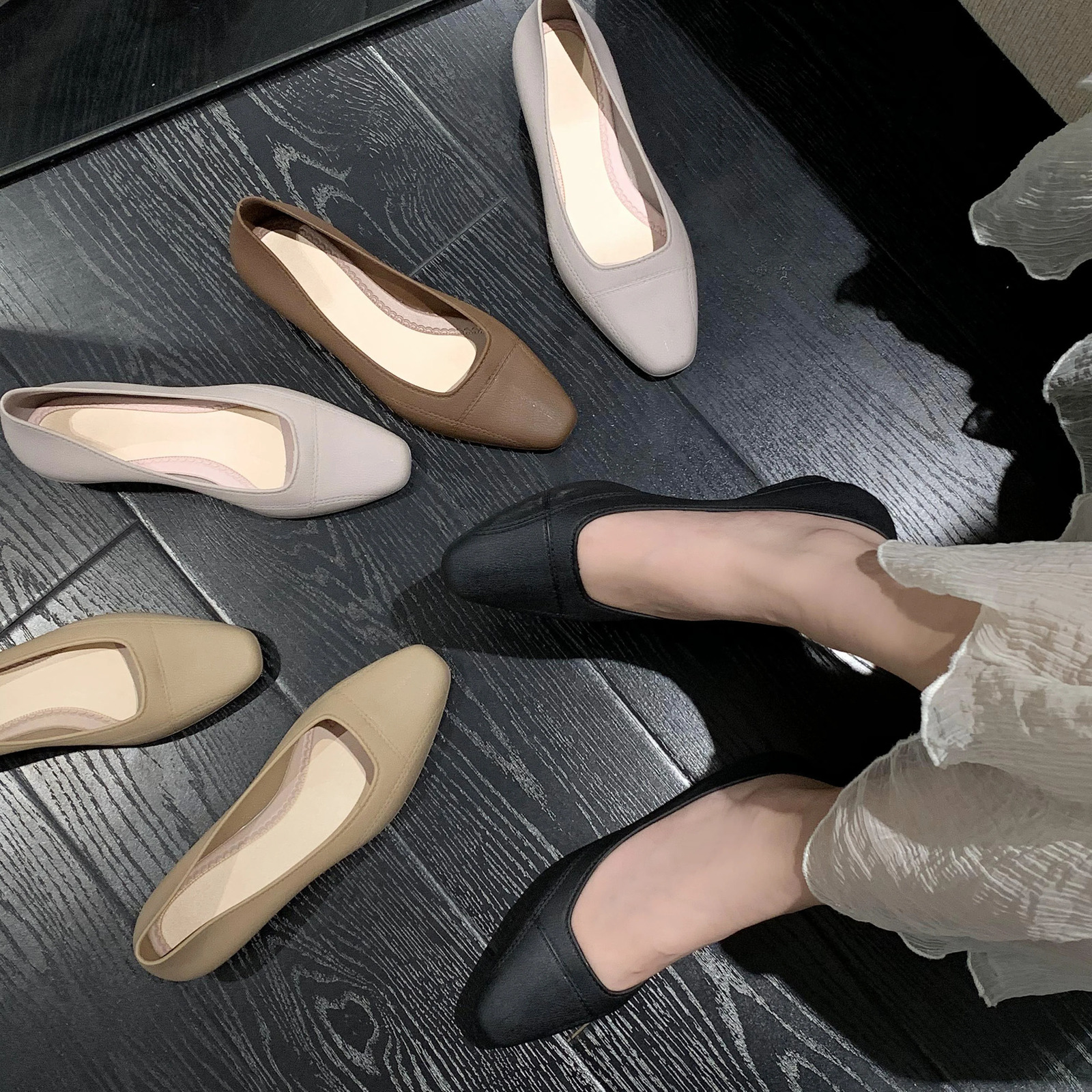 Womens PVC sandals for summer wear fashionable and casual solid color womens flat shoes 250317
