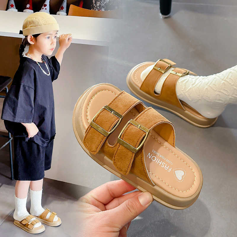 Slipper Childrens slippers 2025 summer new style for girls beach shoes boys casual soft sole medium to large size for children to wear on the outside 