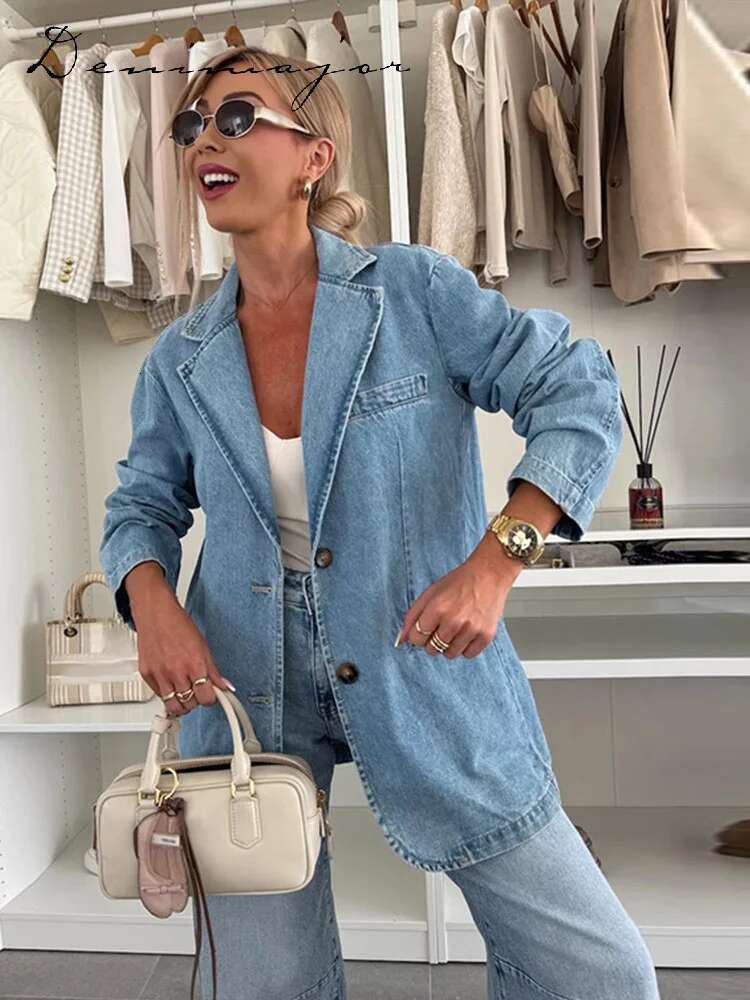 Urban Women Denim Coat Lapel Collar Pockets Single Breated Buttons Long Sleeves Light Blue Loose Spring Casual Female Top