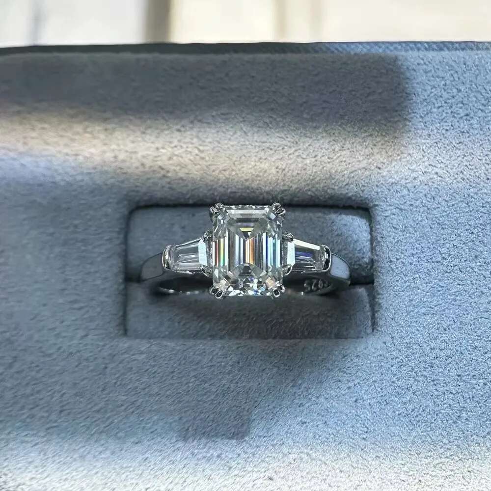 Certified 1-4ct Full Moissanite Ring for Women Trapezoid Emerald Cut Diamond Engagement Wedding Band 925 Sterling Silver Jewelry
