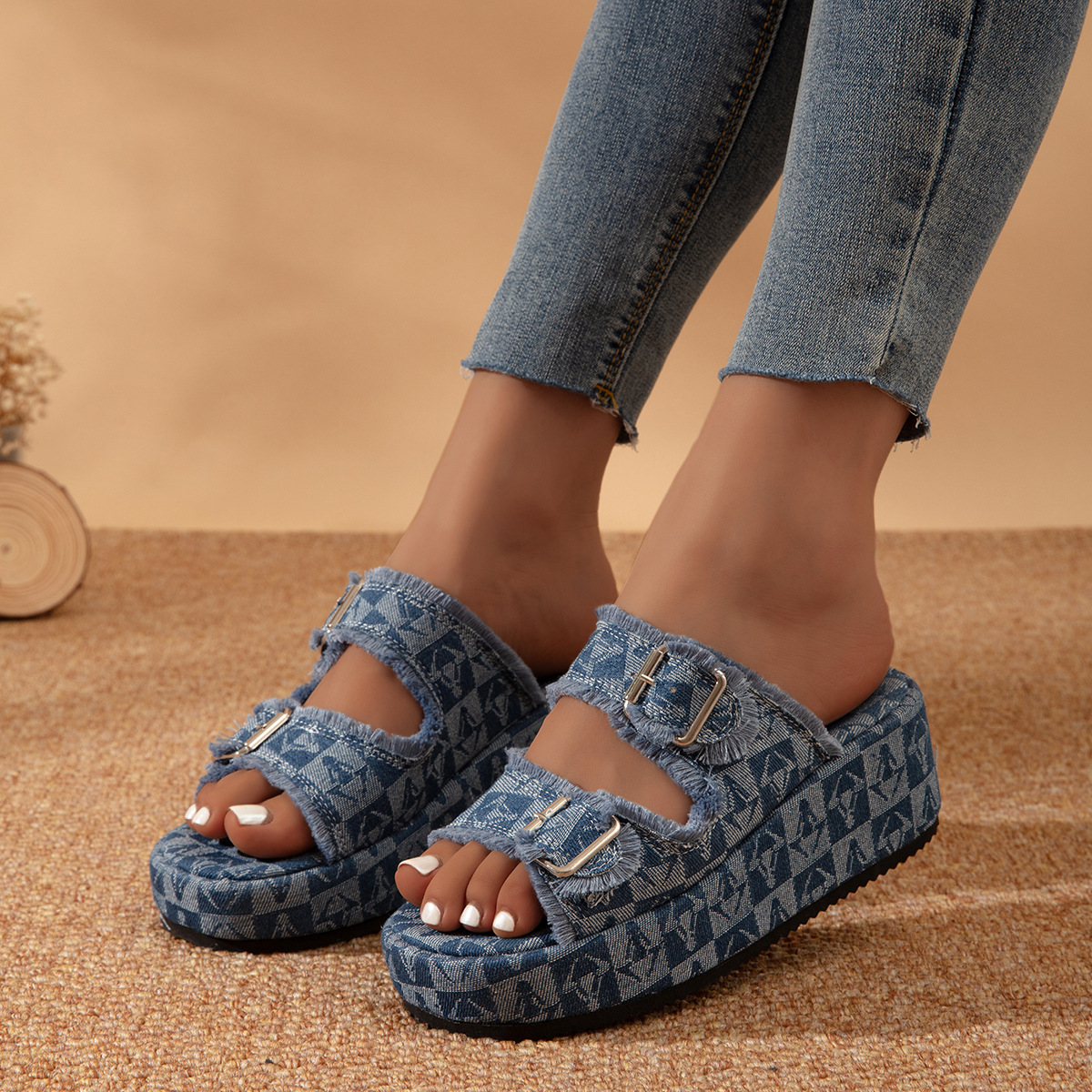 Free shipping designer plus size women casual sandals black white blue antislip breathable comfortable indoor slippers 2025