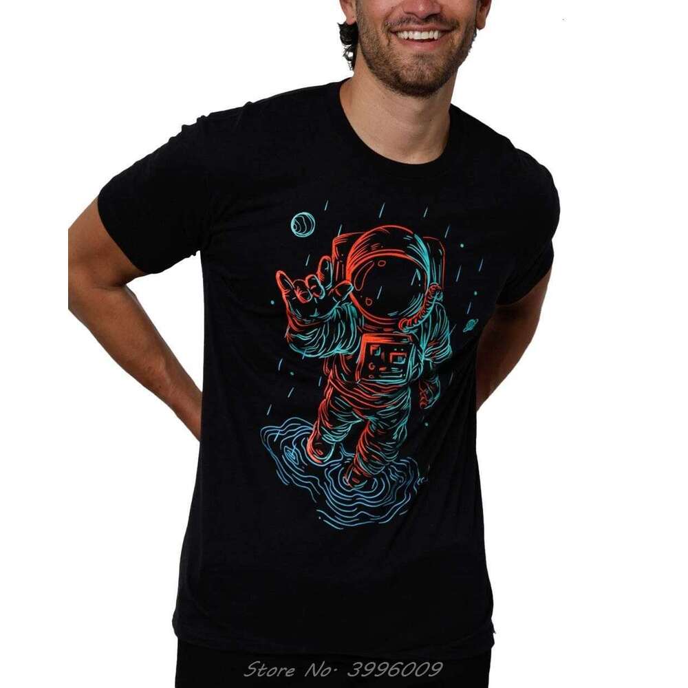 Men s casual cotton T shirt fashionable streetwear space astronomer pattern print new collection