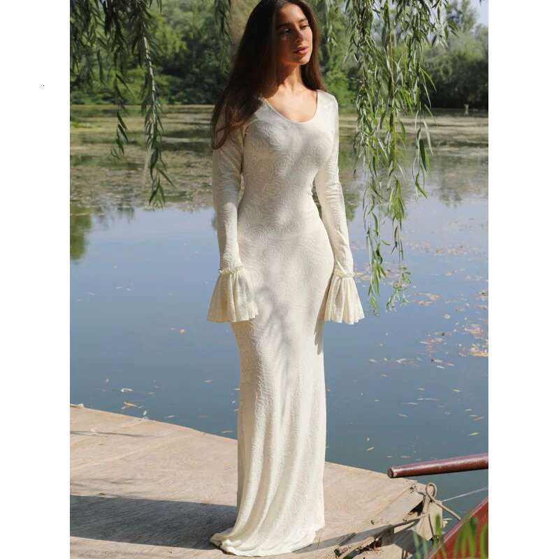 Dongdumaoyi Lente Dames Sexy Gebreide U Hals Bell Mouw Slim Fit Koningin Stijl Jurk