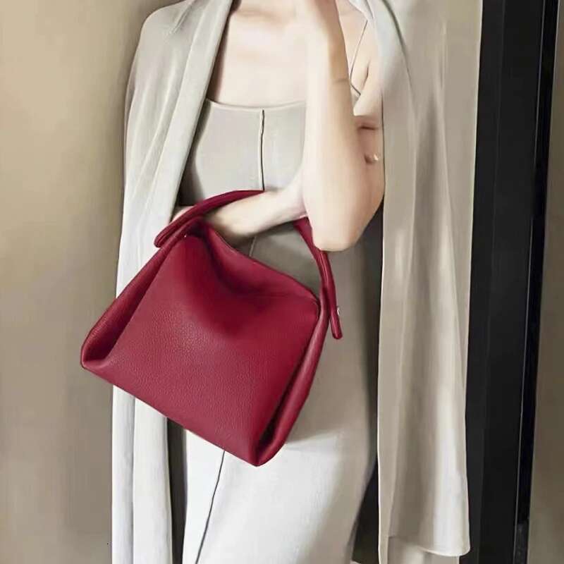 Bucket Bag For Women Designer Handbags New In PU Vintage Red Solid Color Small Lychee Pattern Messenger Bags