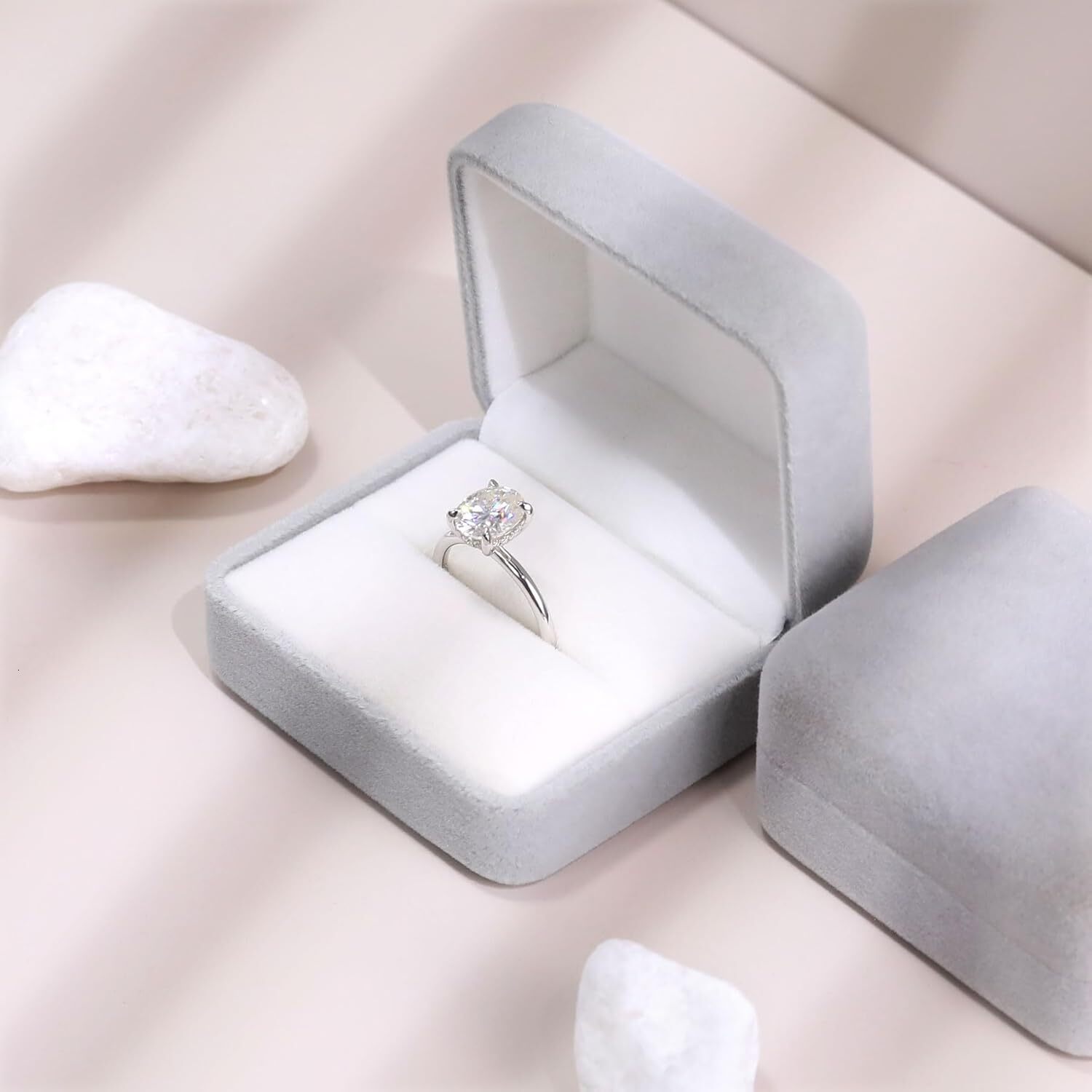 Ladylike 1/1.5/2/3CT Oval Cut Moissanite Engagement Ring for Women 925 Sterling Silver Solitaire Rings with Hidden Halo D Color VVS1 Promise Wedding R