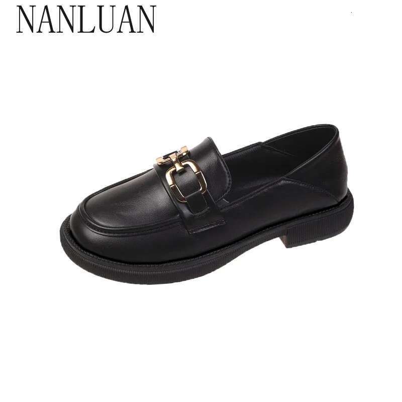 Boutique Woman Pumps Cute Black Loafers Low Heel Elegant Shoes for Women Normal Leather Casual Social Premium Fashion Offer