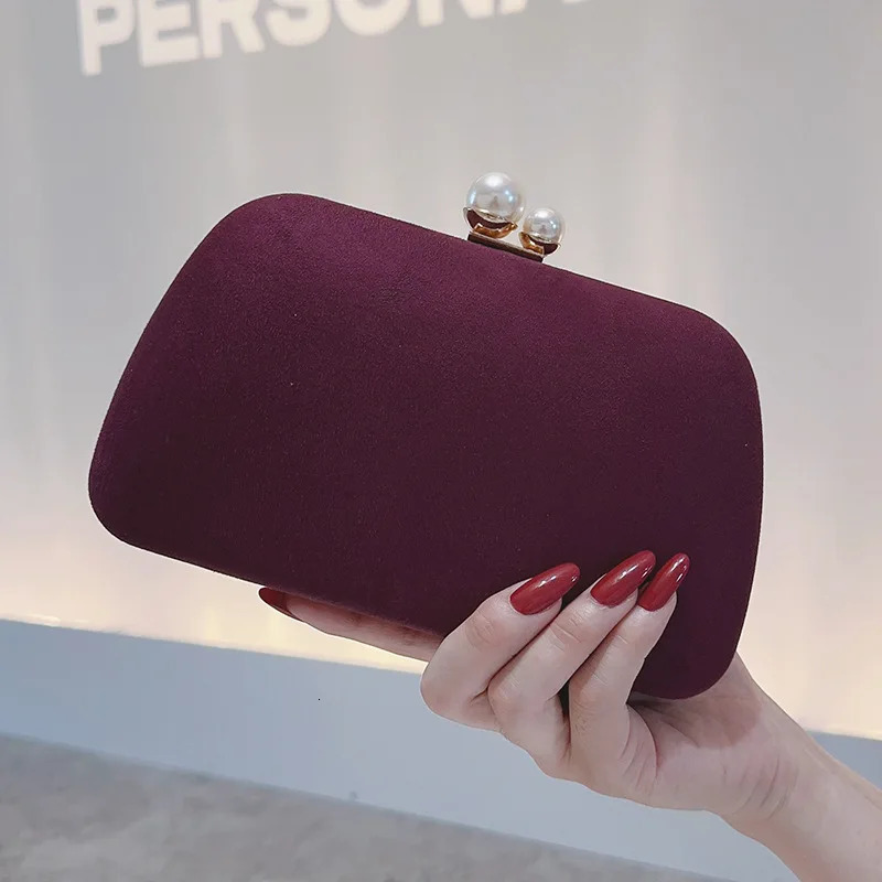 Burgundy womens retro evening bag highend fashion wedding party metal chain buckle leaf bead handbag 250326