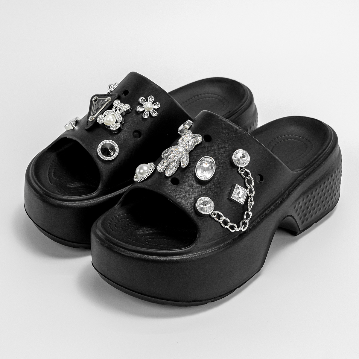 New triangle brand thick sole increase slippers female EVA outside wear summer flip-flops cross-border new casual slippers wholesale 2025