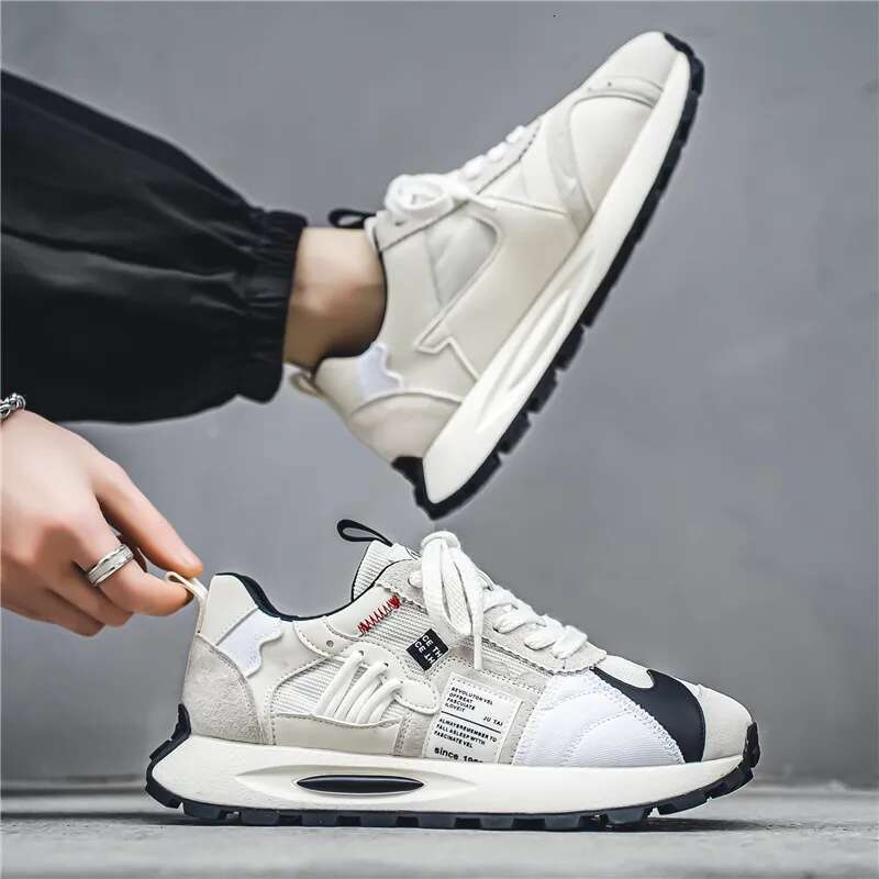 Designer Shoes Fashion Niche Design Soft Thick Sole Casual Men's Platform Fashion Thick Sports Shoes Multifunctional Walking Shoes White Shoes