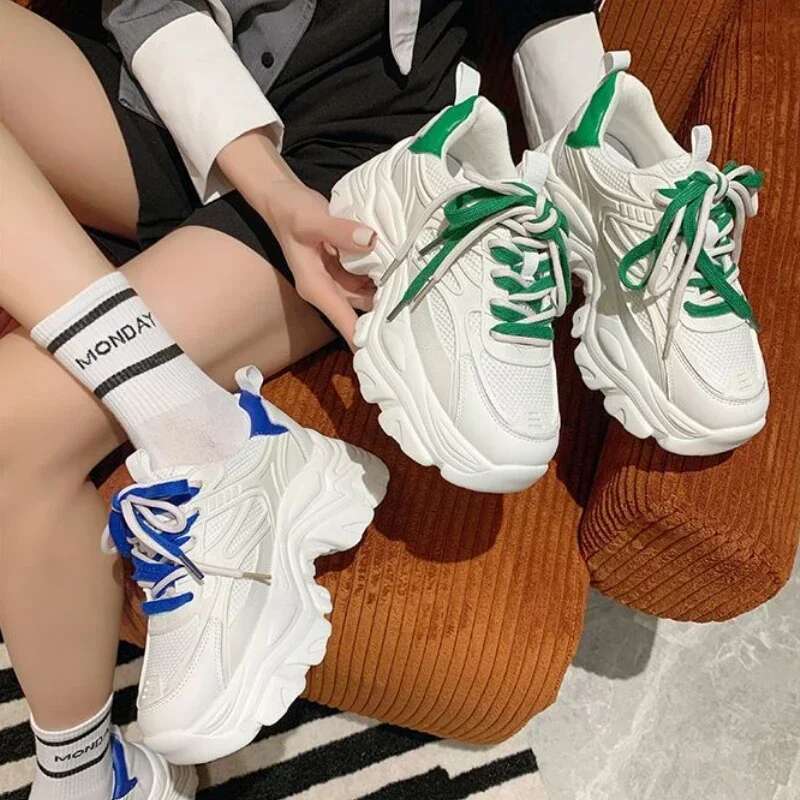 Women Flats Sports Lace Up Vulcanize Shoes Female New Designs White Thick Bottom Platform Casual Sneakers atillas Mujer
