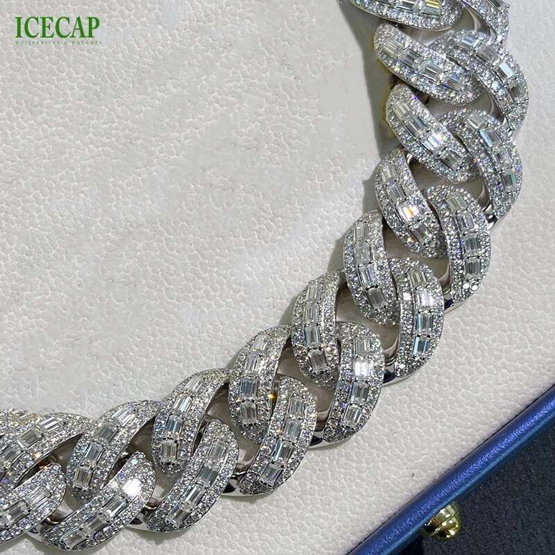 Fashion Jewelry Baguette Shape Design 925 Sterling Silver Cuban Link Chain Vvs Moissanite Necklaces for Men