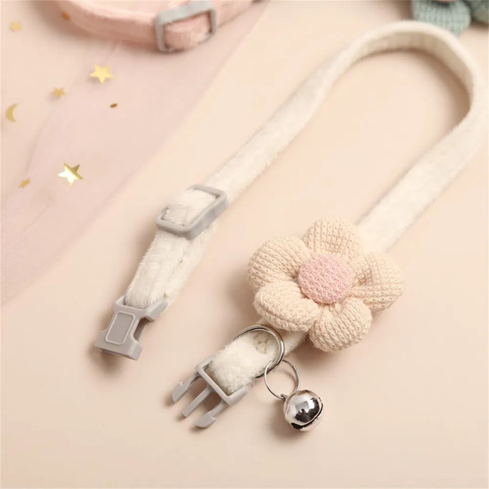 New pet supplies dog collars plush flower angel wing collars cat bell collars pet cat dog universal cute collars