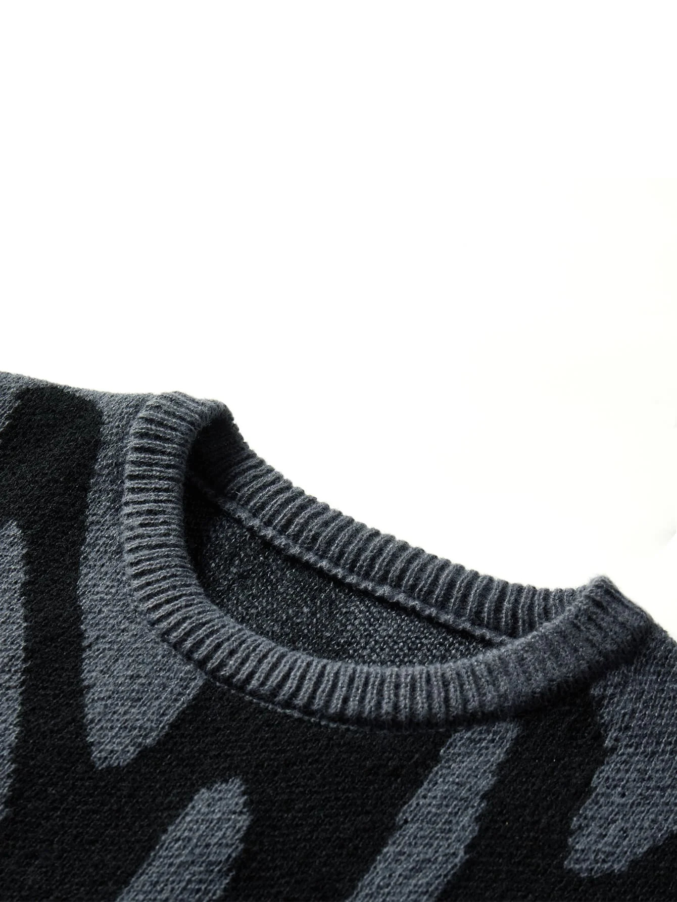 autumn and winter irregular jacquard pattern pullover sweater with casual round neck contrasting color knitted mens 250326