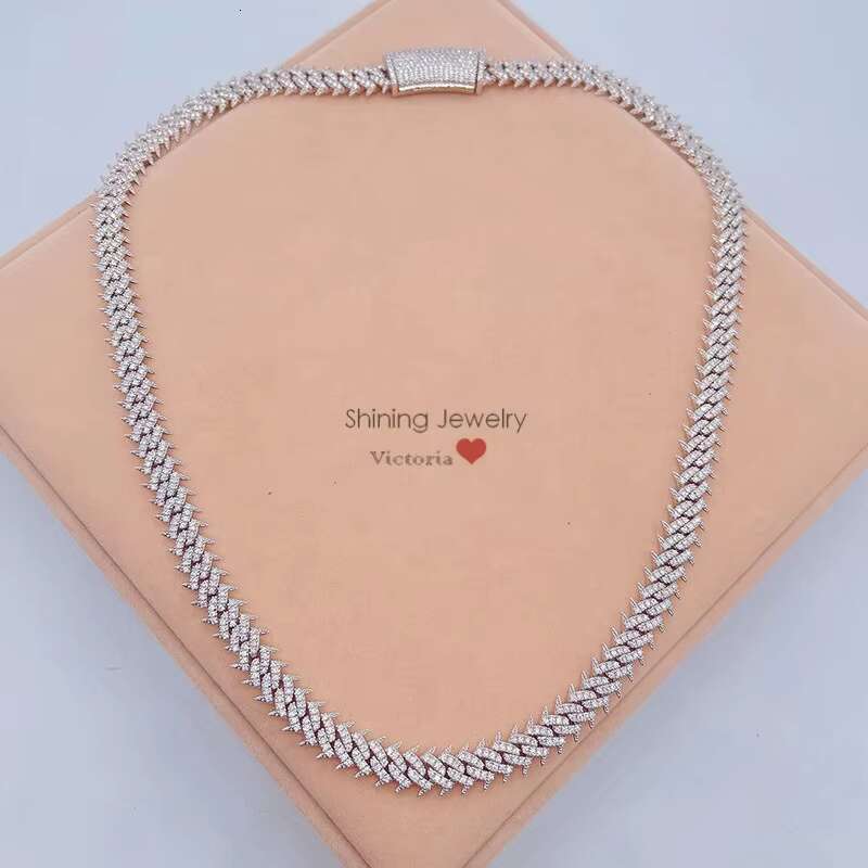 Pass Diamond Tester Hip Hop Iced Out Diamond Moissanite 10mm Spiked Cuban Chain