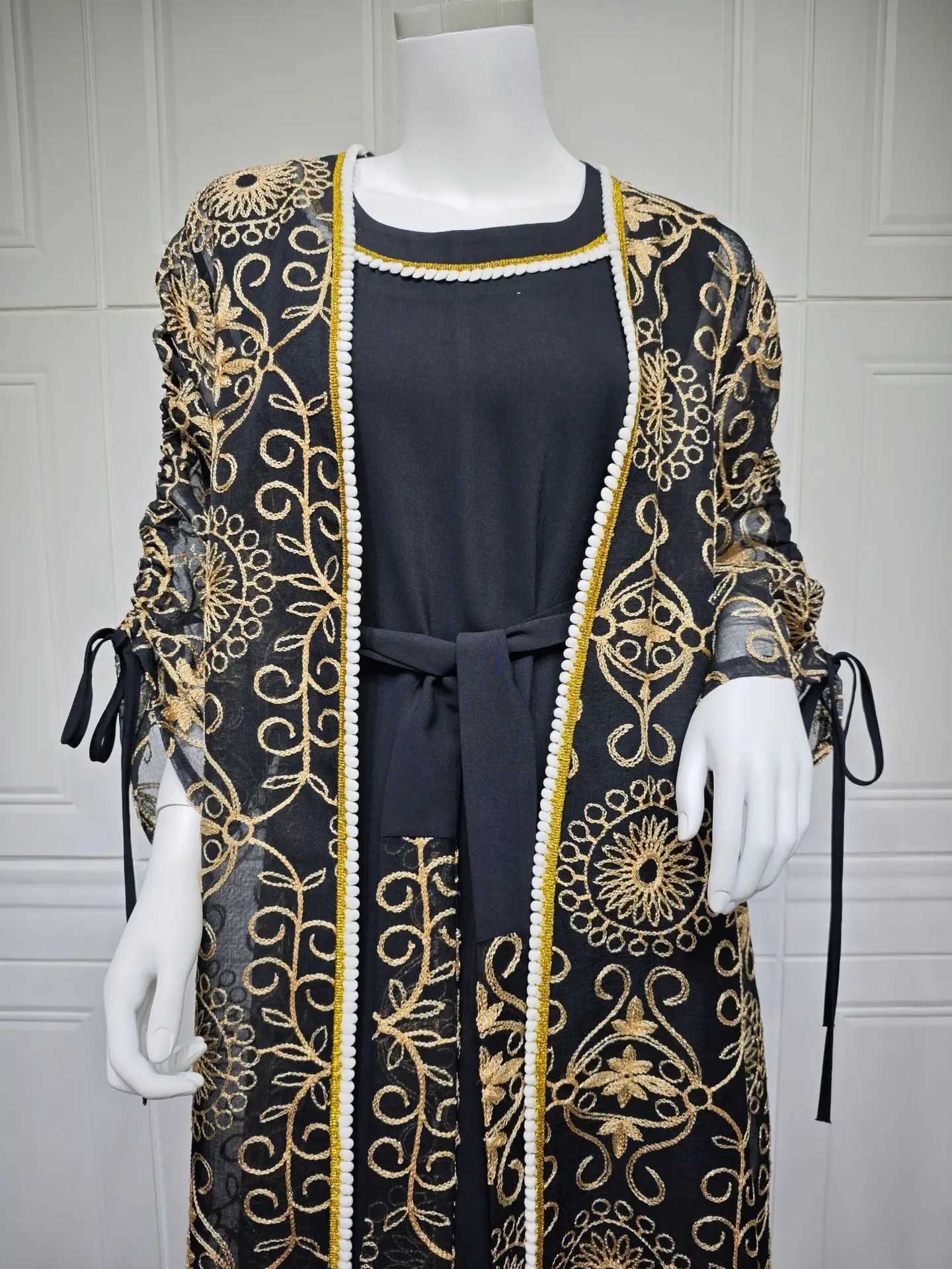 Elegant Black Abaya Set with Gold Embroidery Patterns Belted Inner Dress for Islamic Womens Turkey in the Middle East Ramadan X250514