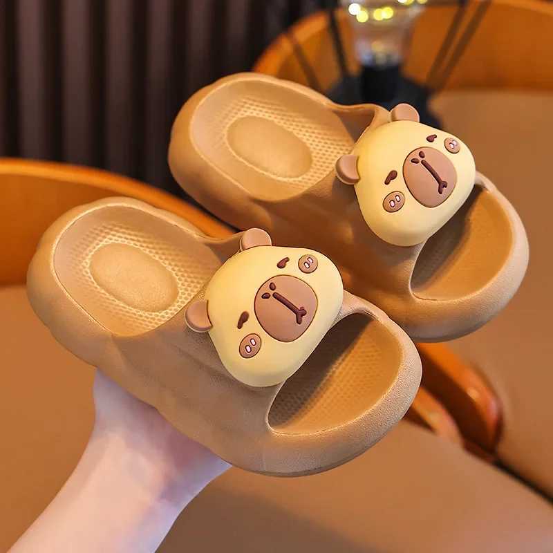 Slipper Capybara Sliding Block Childrens Home Bathroom Sandals 2025 Summer Anti slip Platform Childrens Sliding Block Cartoon Sliding Block Outdoor Be