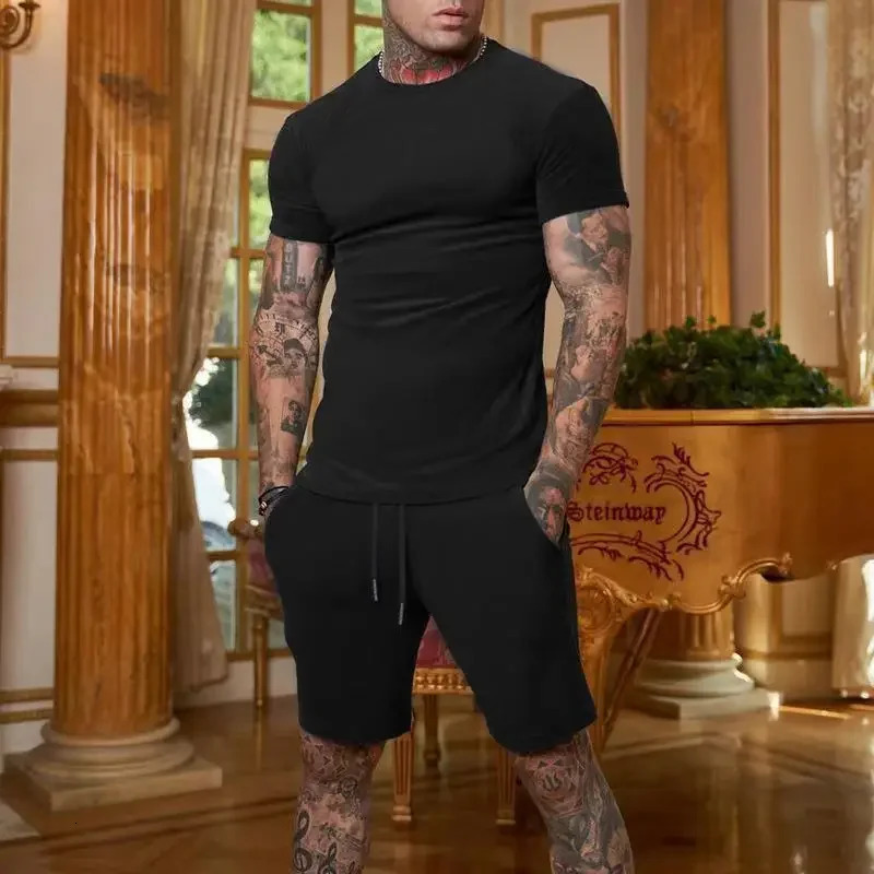 Mens twopiece sportswear breathable and fast drying top of the line super cool shorts casual fashionable summer 250327