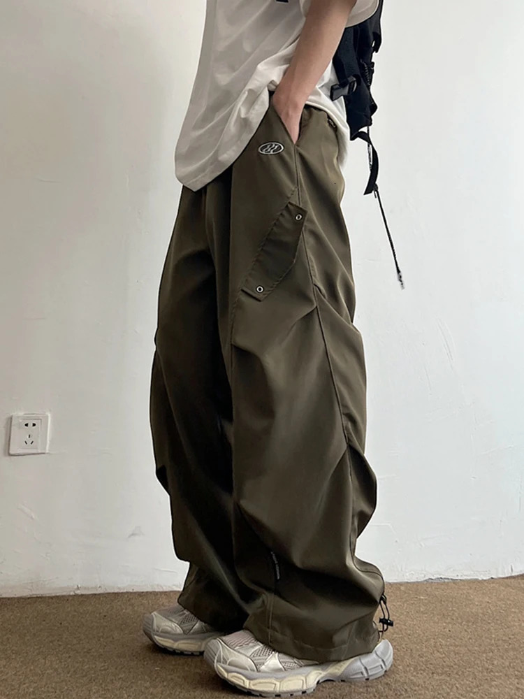 Techwear Parachute Cargo Pants Mens Hip Hop Wide Leg Trouser Quick Drying Street Clothing Loose and Oversized Korean 250327