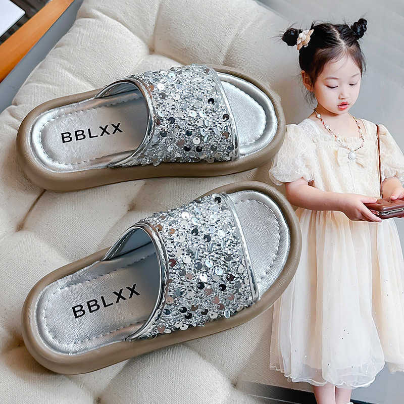 Slipper Childrens slippers Korean version sequined little girls stylish princess shoes for outdoor activities 2024 summer new anti slip casual shoes S