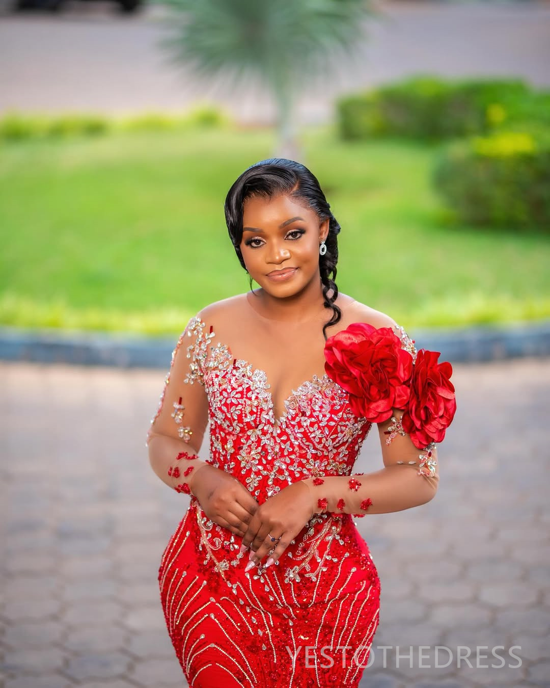 2025 Plus Size Red Prom Dress Mermaid Prom Dresses Formal Gowns Illusion Sheer Neck Long Sleeve Beaded Lace Birthday Second Reception Gown For African