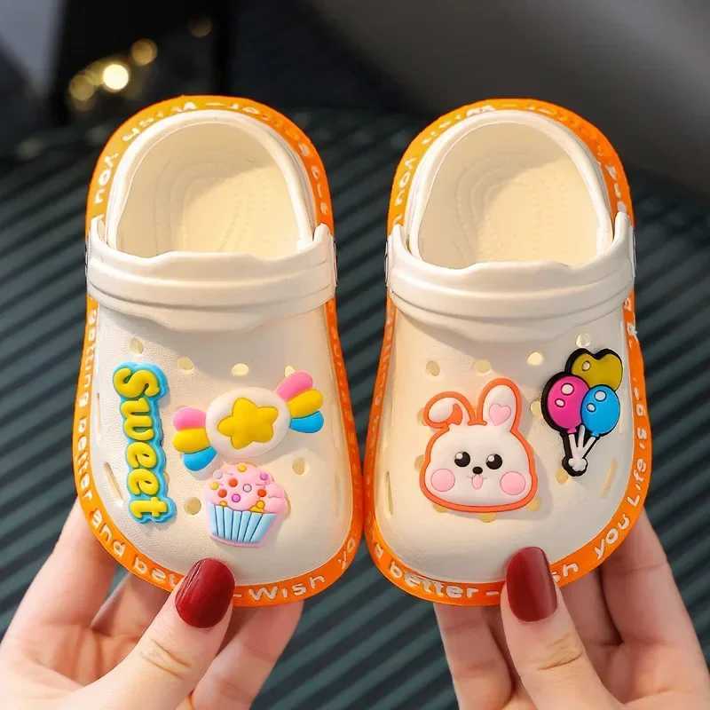 Slipper Summer childrens garden Clogs shoes for boys and girls beach sandals for children lightweight breathable cute cartoon slider baby slider S2532