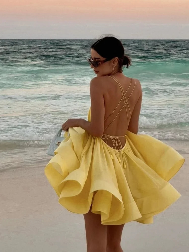 Sexy solid womens lace mini dress fashionable backless sling sleeveless pleated fluffy 2025 beach vacation 250324