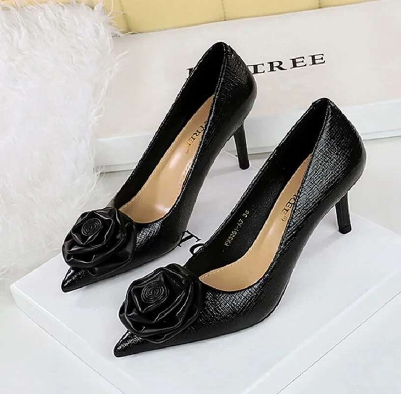 BIGTREE Patent Leather wers Women Pumps Sexy Pointed Toe Thin Low Heels Wedding Elegant Party Shoes atos Mujer