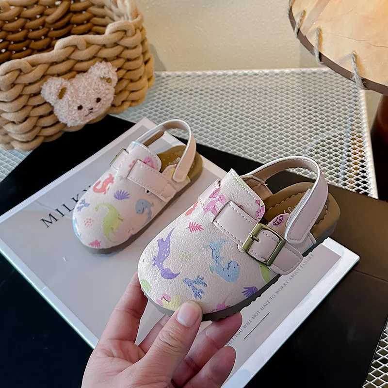 Slipper Summer 2025 girls soft soled indoor and outdoor beach shoes Korean version childrens breathable bib shoes S25326