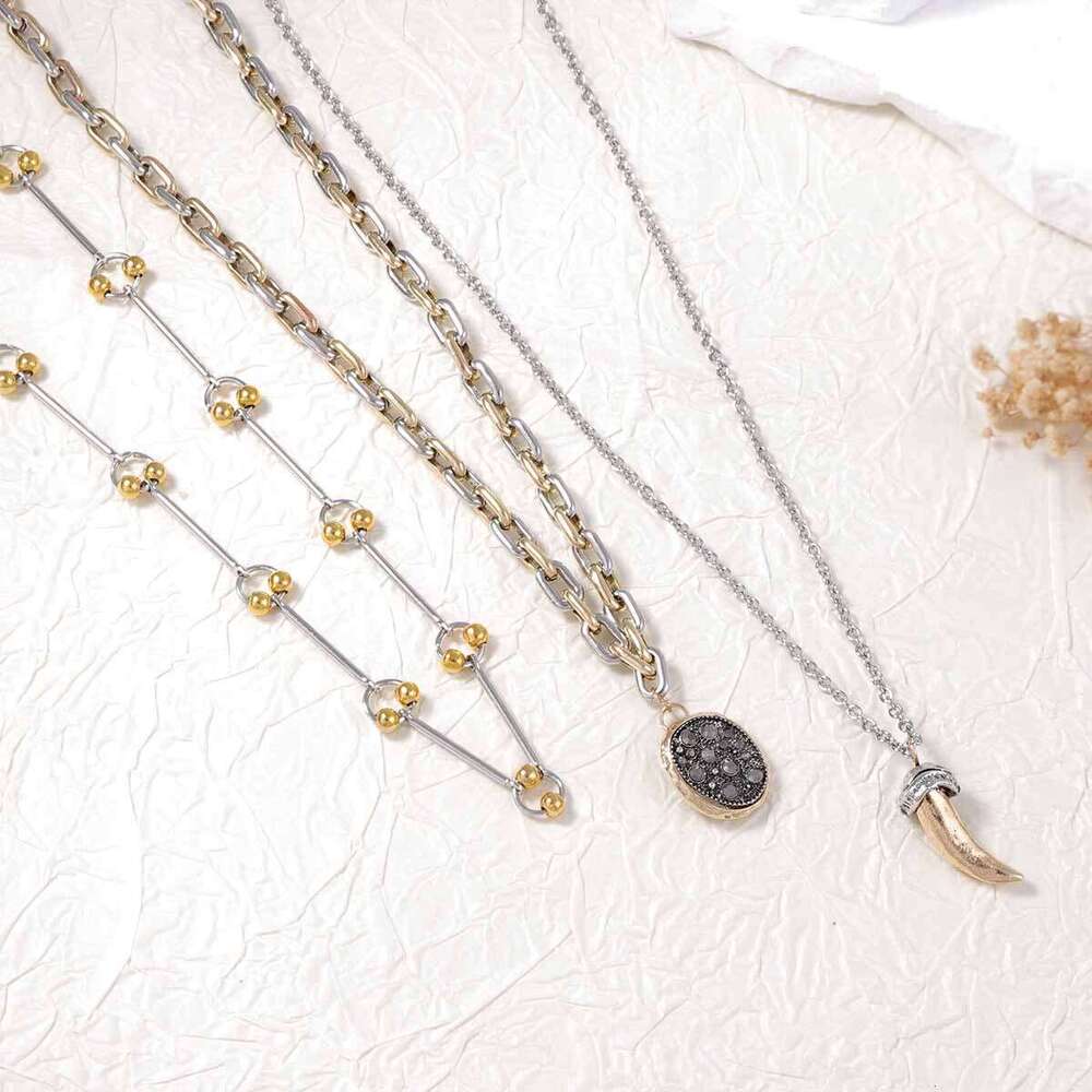Luxury Minimalist Animal Horn Pendant Necklace Set Three Piece Layered Chain Women Fashion Statement Jewelry
