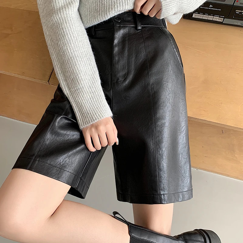 Grey high waisted casual wide leg Pu shorts for women 2023 autumn winter loose knee length washed leather 250321