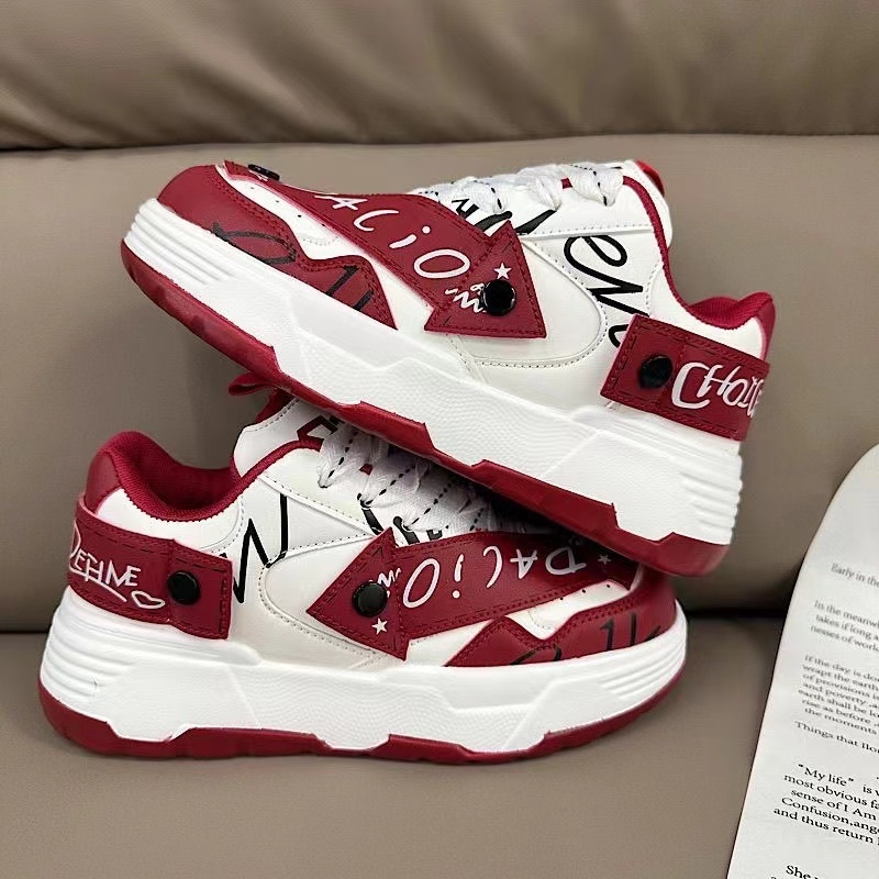 2025 spring new casual shoes breathable thick sole increase sports casual fashion board shoes men's shoes36-44