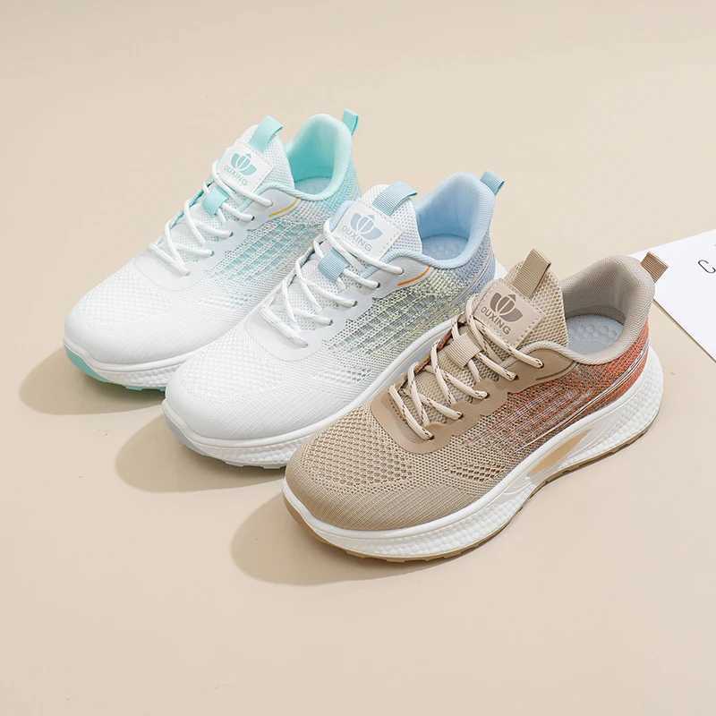 Womens sports shoes 2025 new casual shock-absorbing light student military training womens running shoes Y250325