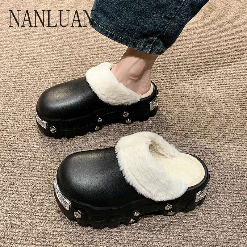 Boutique Winter High-quality with Cotton To Keep Warm and Thick-soled Outdoor Womens Shoes Slip-on Toe-cap Slippers