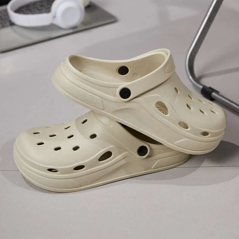 Men Summer Anti-slip Garden Shoes Women EVA Soft Beach Holes Sandals Couple Unisex Home Indoor Outdoor House Slippers Footwear