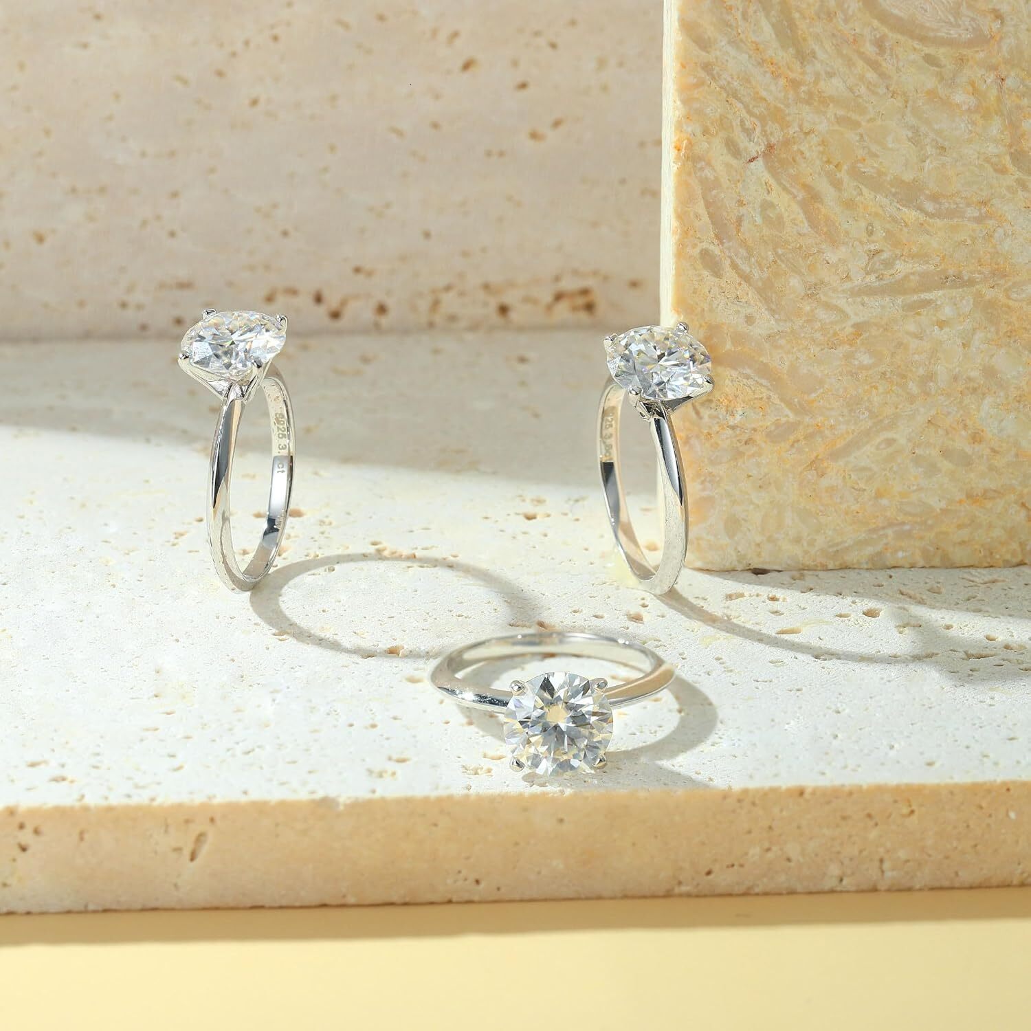 Turandoss Moissanite Rings for Women 23ctR oundD C olorV VS1C larityE ngagementR ings1 4KW hiteG oldV ermeil4 P rongK nifeE dgeM oissaniteS olitaireR 