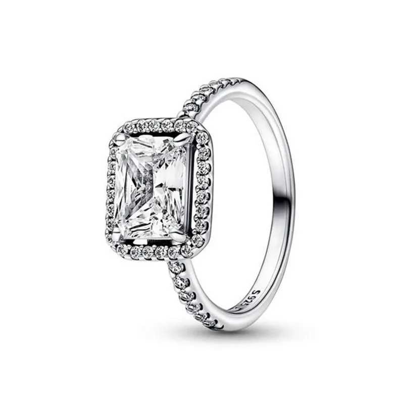 925 Silver Classic Sparkling Meteor Ladies Heart Snowflake Ring Girlfriend Day Exquisite Charm JewelryXJ250327