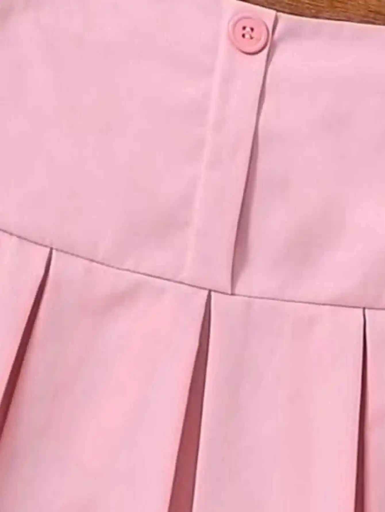 Girl Pink Set Short sleeved top and pleated skirt stylish and elegant design suitable for formal occasionsT250327