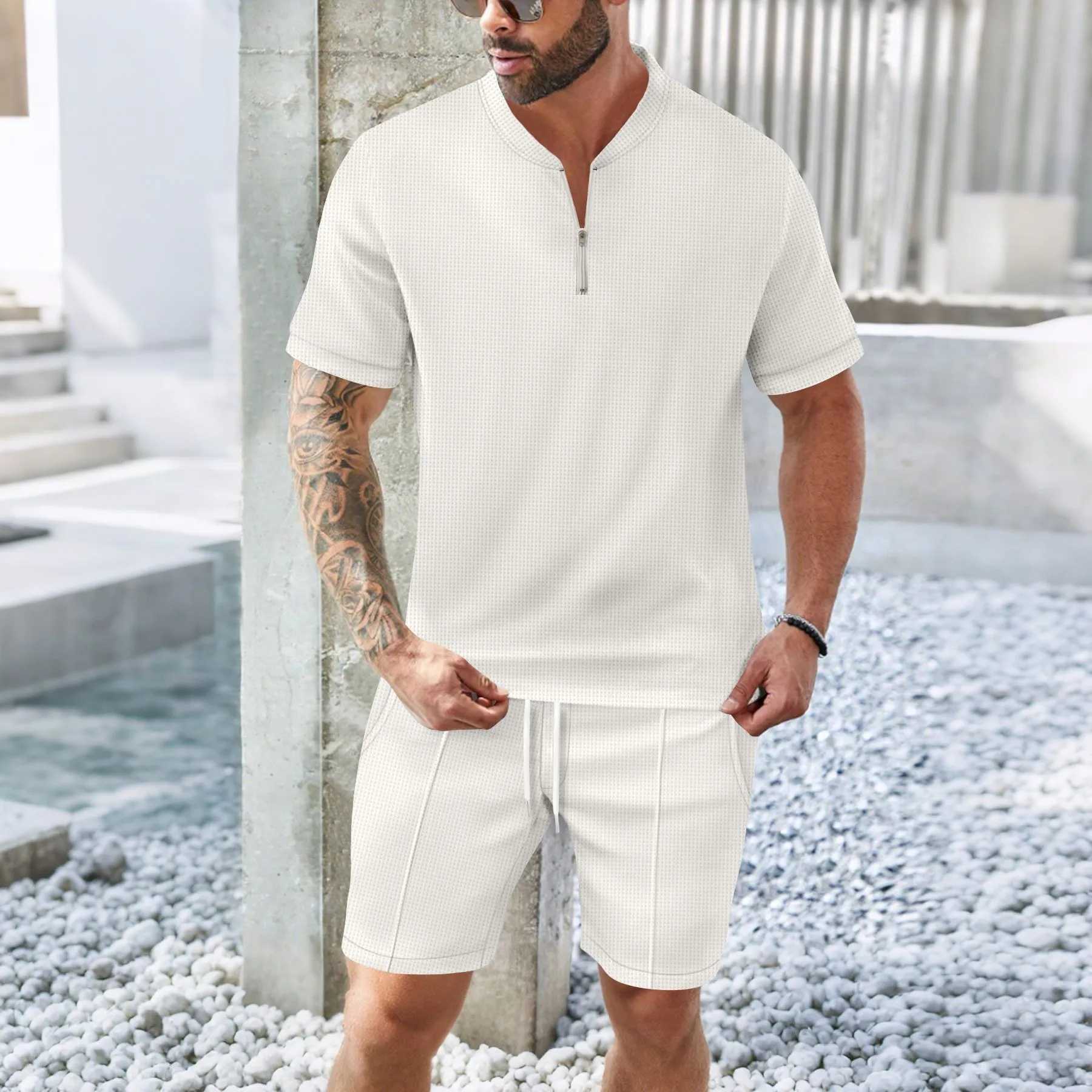 Two sets of solid color stand up collar short sleeves for mens casual waffles in New Europe and the United States in the summer of 2025XJ250326