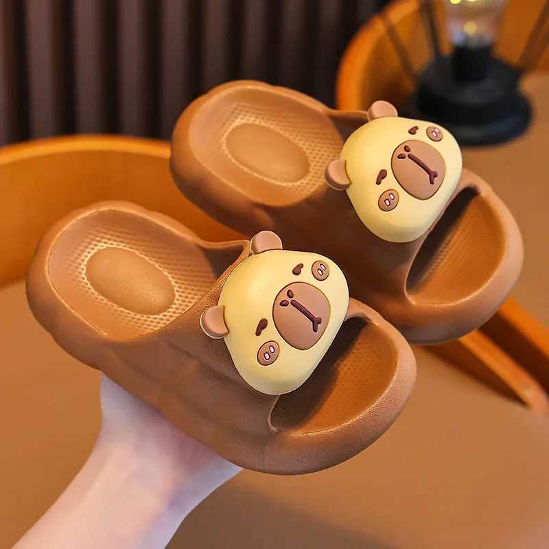 Slipper Capybara Sliding Block Childrens Home Bathroom Sandals 2025 Summer Anti slip Platform Childrens Sliding Block Cartoon Sliding Block Outdoor Be