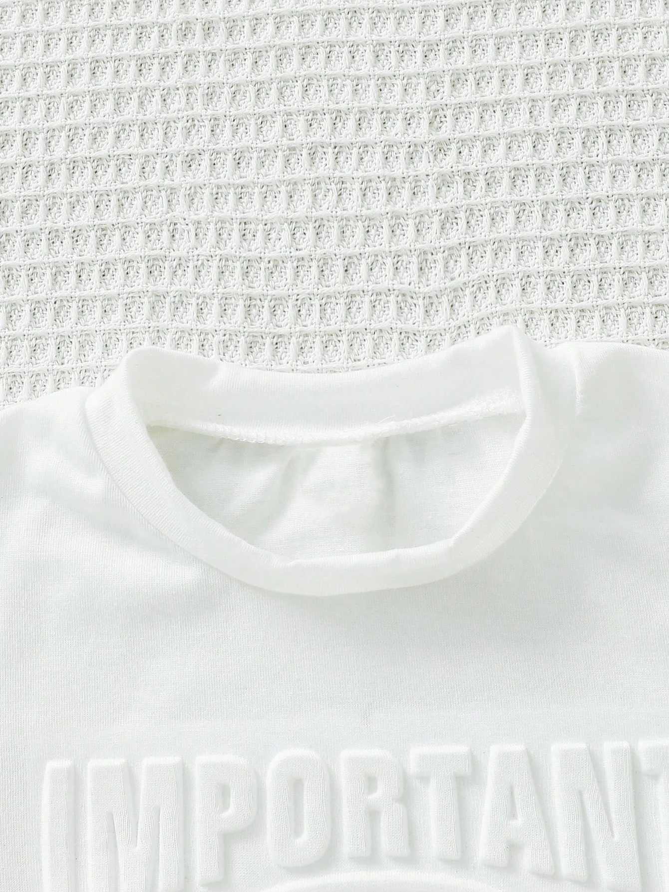 Summer boys short sleeved childrens white T-shirt loose top baby clothing casual shorts childrens clothingT250327