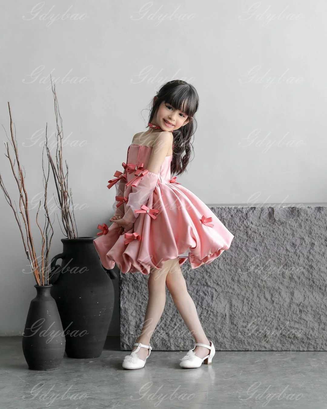 Elegant flower girl wedding dress used for wedding satin bow sleeveless ball dress birthday party first girl social dress W250326