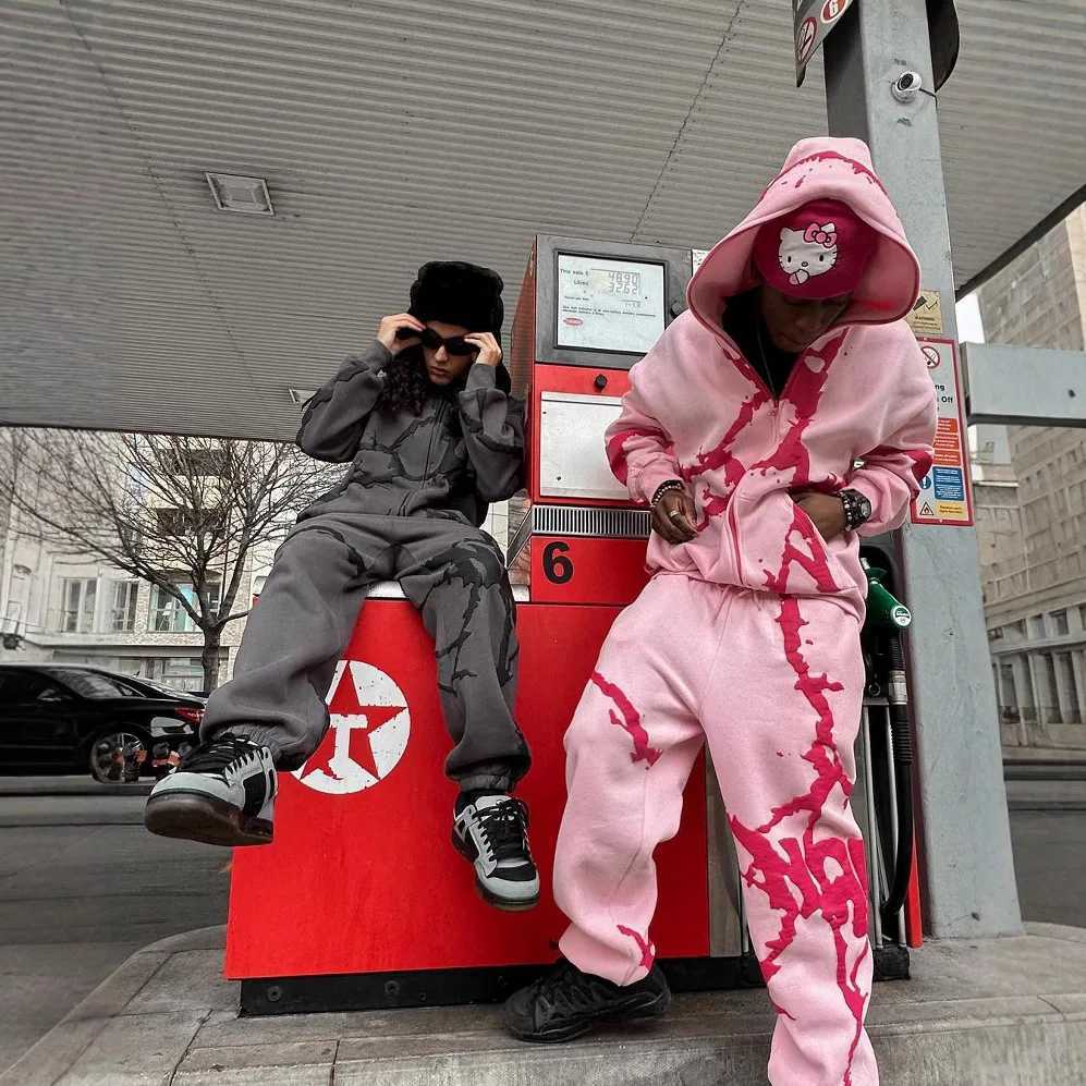 Mens Harajuku Hoodie Pants 2024 Winter Y2k Style Gothic foam Zipper Hoodie Printed Hip Hop Oversized Sportswear Two Piece SetXJ250326