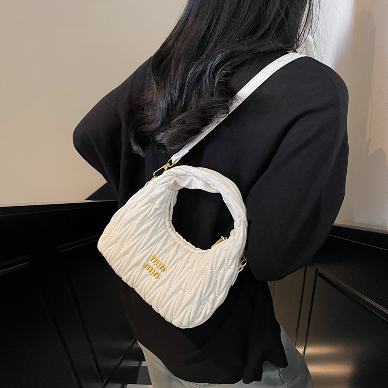 New fashion fold bag shoulder bag niche design casual simple fashion handbag crossbody bag 2025