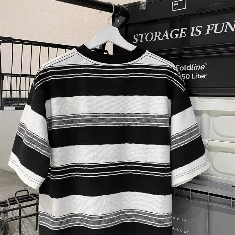 Japanese summer retro mens and womens trend striped round neck short sleeved couple loose casual Tshirt Harajuku top 250326
