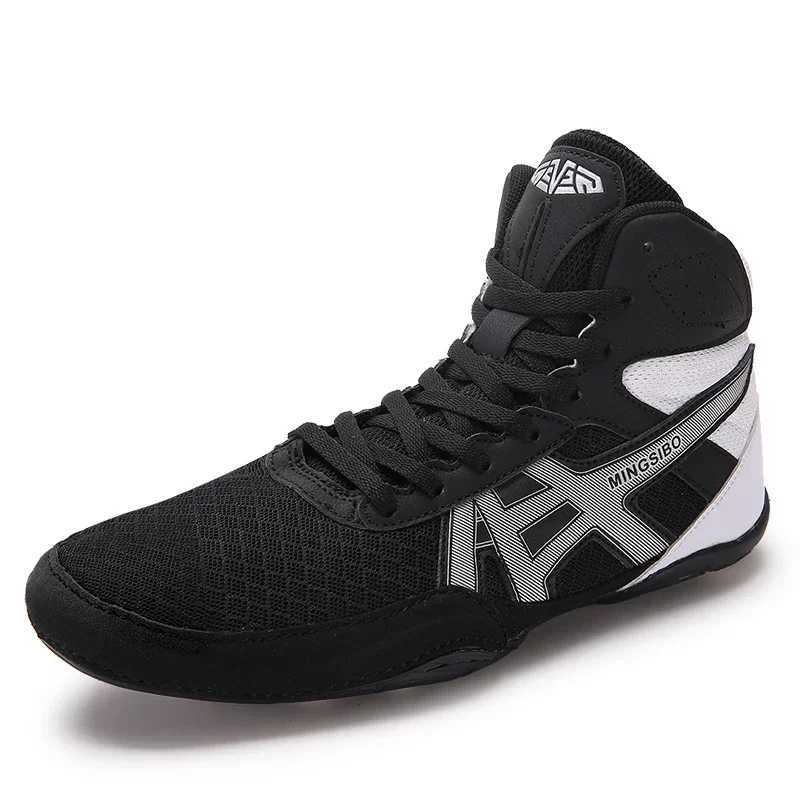 New Arrival Mens wrestling shoes womens outdoor training boxing sports shoes mens high-quality womens sports flying shoes large size Z250327