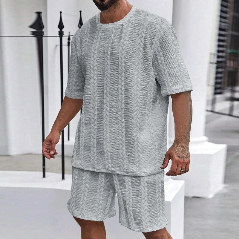 Mens track and field uniform solid color round neck zipper short sleeved Tshirtcasual sports shirt mens loose twopiece fitness set 250326