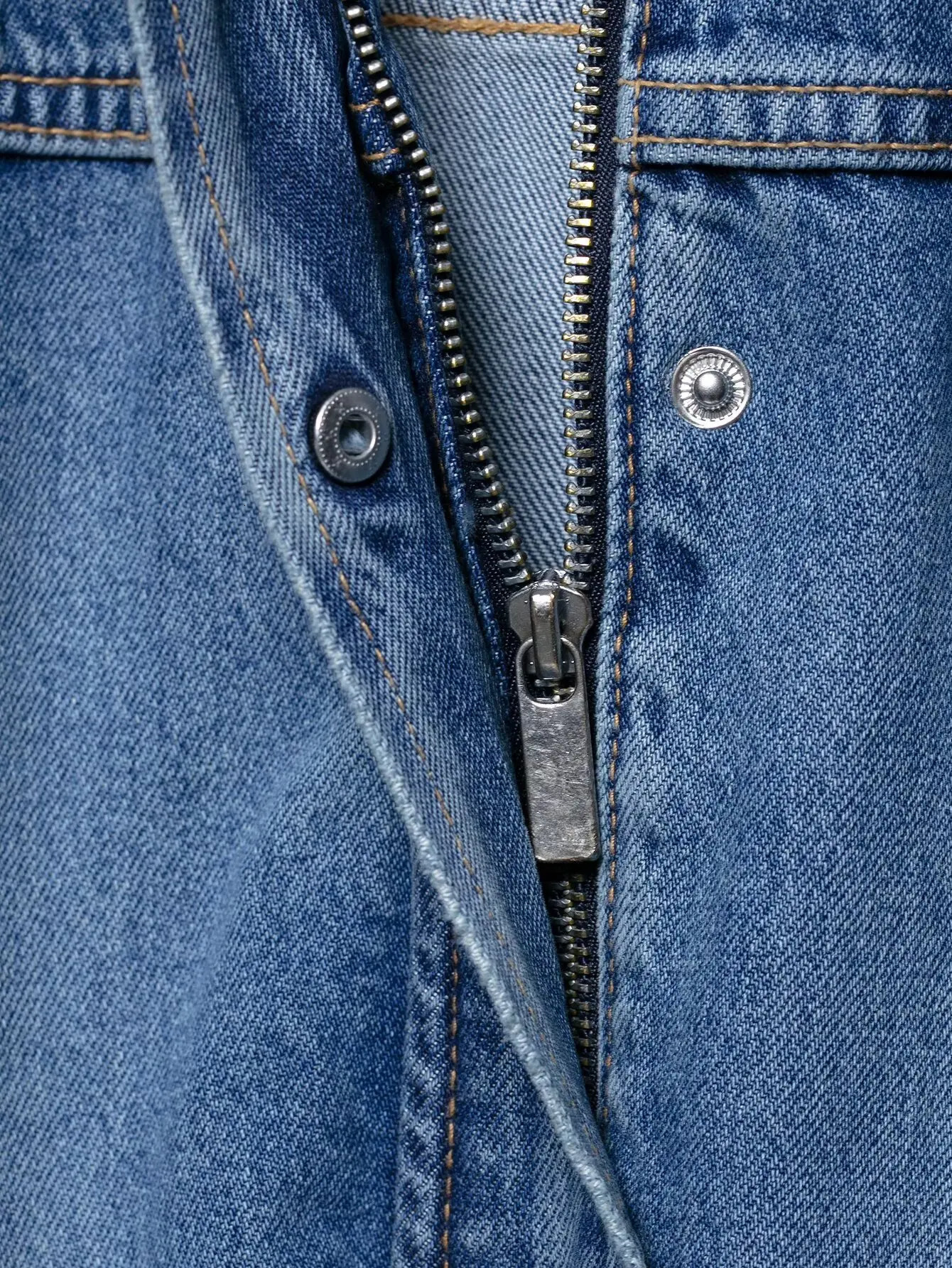 European and American style with a fashionable belt Versatile Spring denim jacket 250326