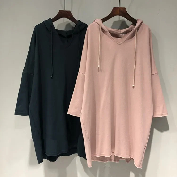 Womens hooded long sleeved sweatshirt with thin and loose style suitable for autumn arrivals comfortable lazy BF competition all in wool 250326