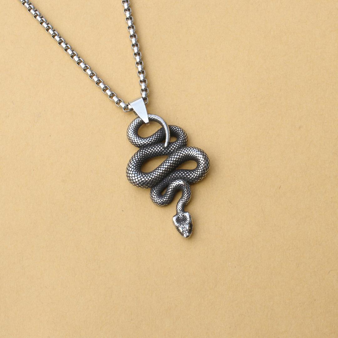 60cm Hip hop style zodiac snake year pendant necklace with fierce eyes and snake king design