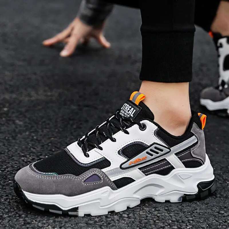 Men's Breathable Mesh Sneakers New Outdoor Anti-skid Running Men Fashion Sports Shoes
